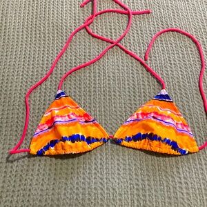 Venus Bikini Top C
